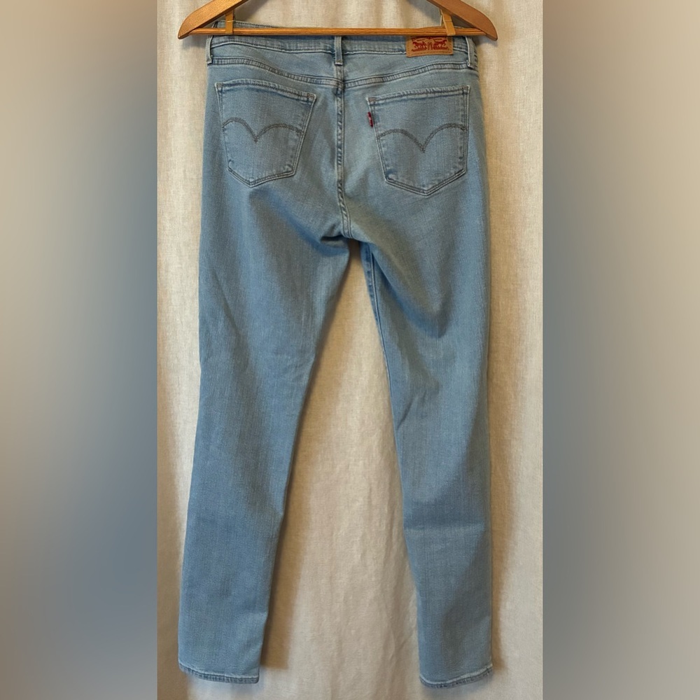 Levi's 711 Skinny Jeans - Picture 2 of 4